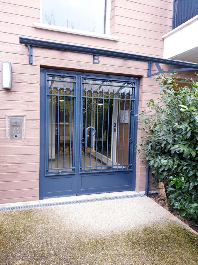 Appartement Studio O Fil De L'O A 12 Kilometres De Disneyland Paris Crecy-la-Chapelle Exterior foto